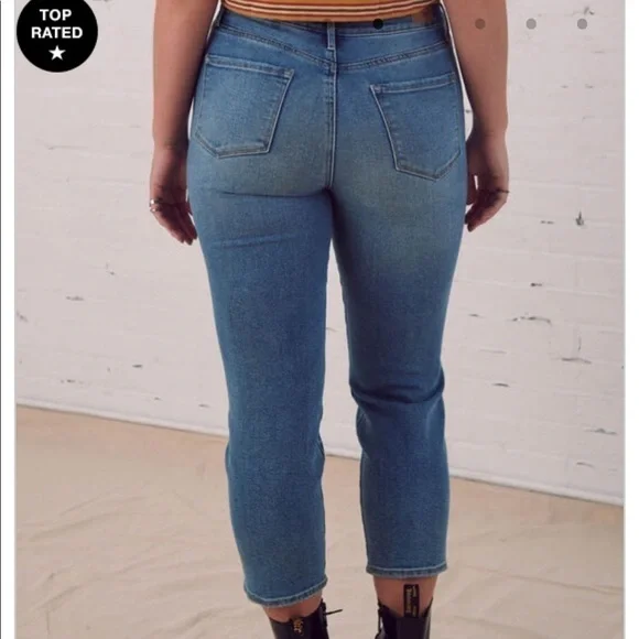𝅺nwt high rise jeans - Picture 4 of 8